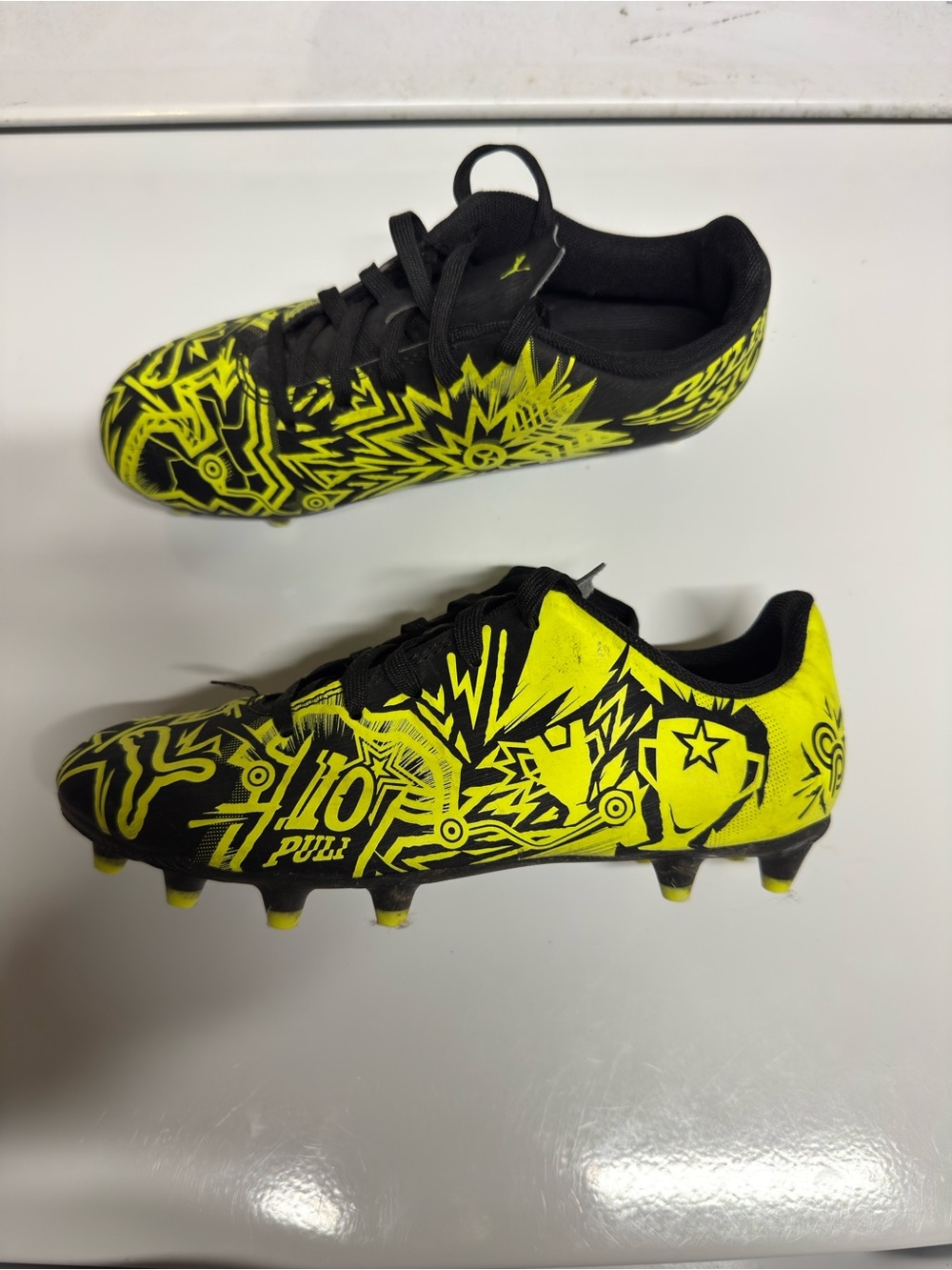 PUMA x CHRISTIAN PULISIC TACTO II boys soccer cleats